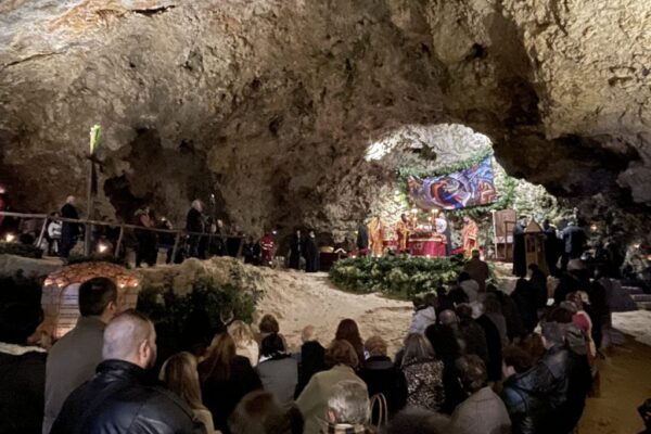 Χριστούγεννα στη σπηλιά της Μαραθοκεφάλας