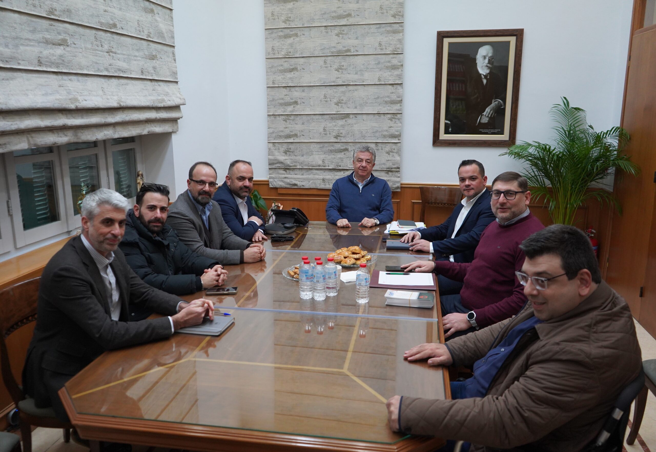 Συνάντηση Περιφερειάρχη Κρήτης με το νέο Διοικητικό Συμβούλιο Τμήματος Αν. Κρήτης Οικονομικού Επιμελητηρίου