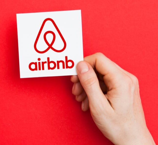 ΕΕ για Airbnb: Οι νέοι κανόνες για ασφαλέστερες υπηρεσίες από τις βραχυχρόνιες μισθώσεις