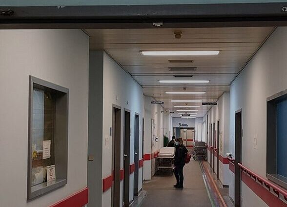 Νέο νομοσχέδιο για το ΕΣΥ: Τι αλλάζει για γιατρούς, φαρμακευτικές εταιρείες και δομές υγείας