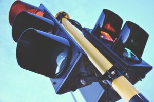 Δήμος Χανίων: Σε ποιους κεντρικούς δρόμους θα συνεχιστεί η εγκατάσταση νέων έξυπνων φαναριών