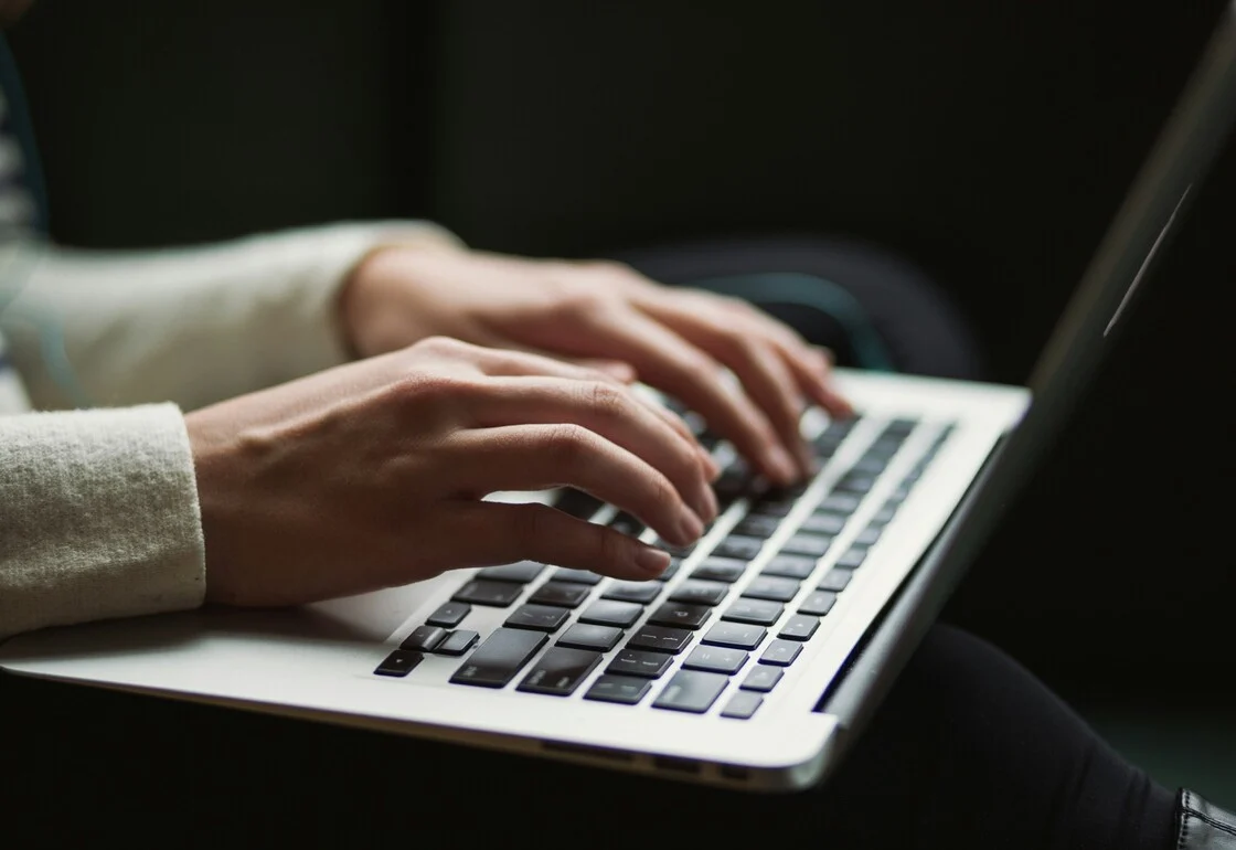 Voucher για Laptop: Αναρτήθηκαν οι οριστικοί πίνακες – Ξεκίνησαν οι αγορές