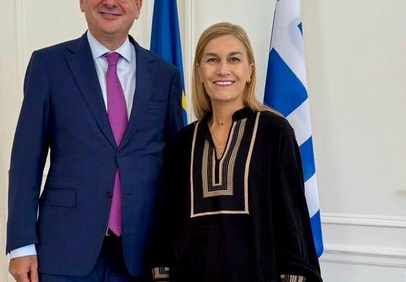Συνάντηση Σέβης Βολουδάκη με τον Κωστή Χατζηδάκη