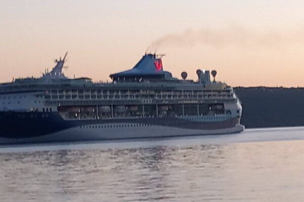 Χανιά: Τρία κρουαζιερόπλοια έδεσαν σήμερα στη Σούδα με σχεδόν 6.500 επιβάτες