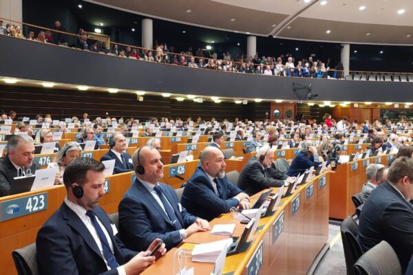 Άμεση χρηματοδότηση για τις επιχειρήσεις ακριτικών νησιών ζητά ο Ροκάκης – Παρέμβαση του προέδρου του Επιμελητηρίου στο Ευρωκοινοβούλιο…