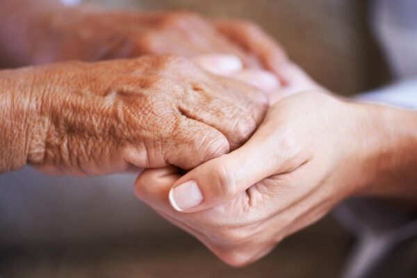 Ηράκλειο: «Έχει φύλο η φροντίδα;» – Εκδήλωση της Περιφέρειας Κρήτης για τις έμφυλες διαστάσεις της φροντίδας